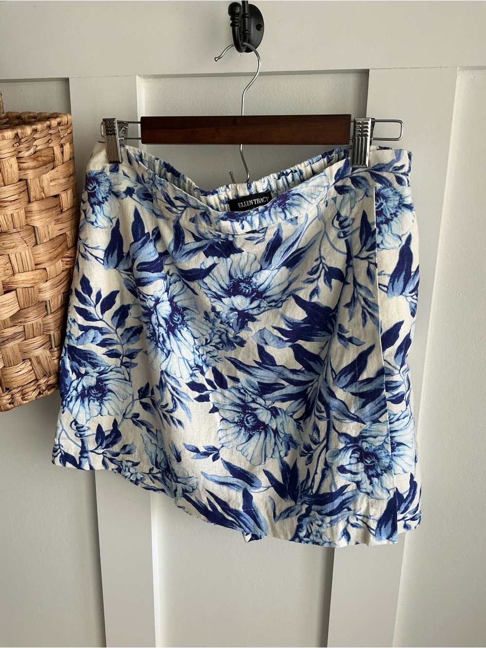 Ellen Tracy Blue and White Floral Skirt